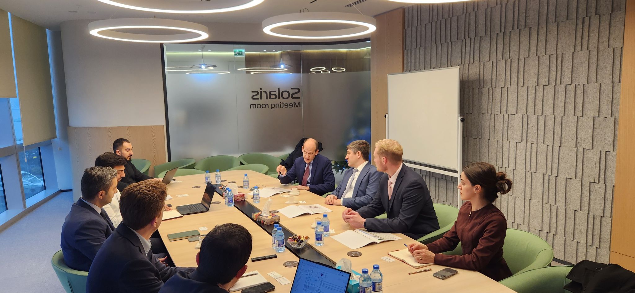 SOCAR Green meets GECO and Xlinks to discuss renewable energy cooperation 3